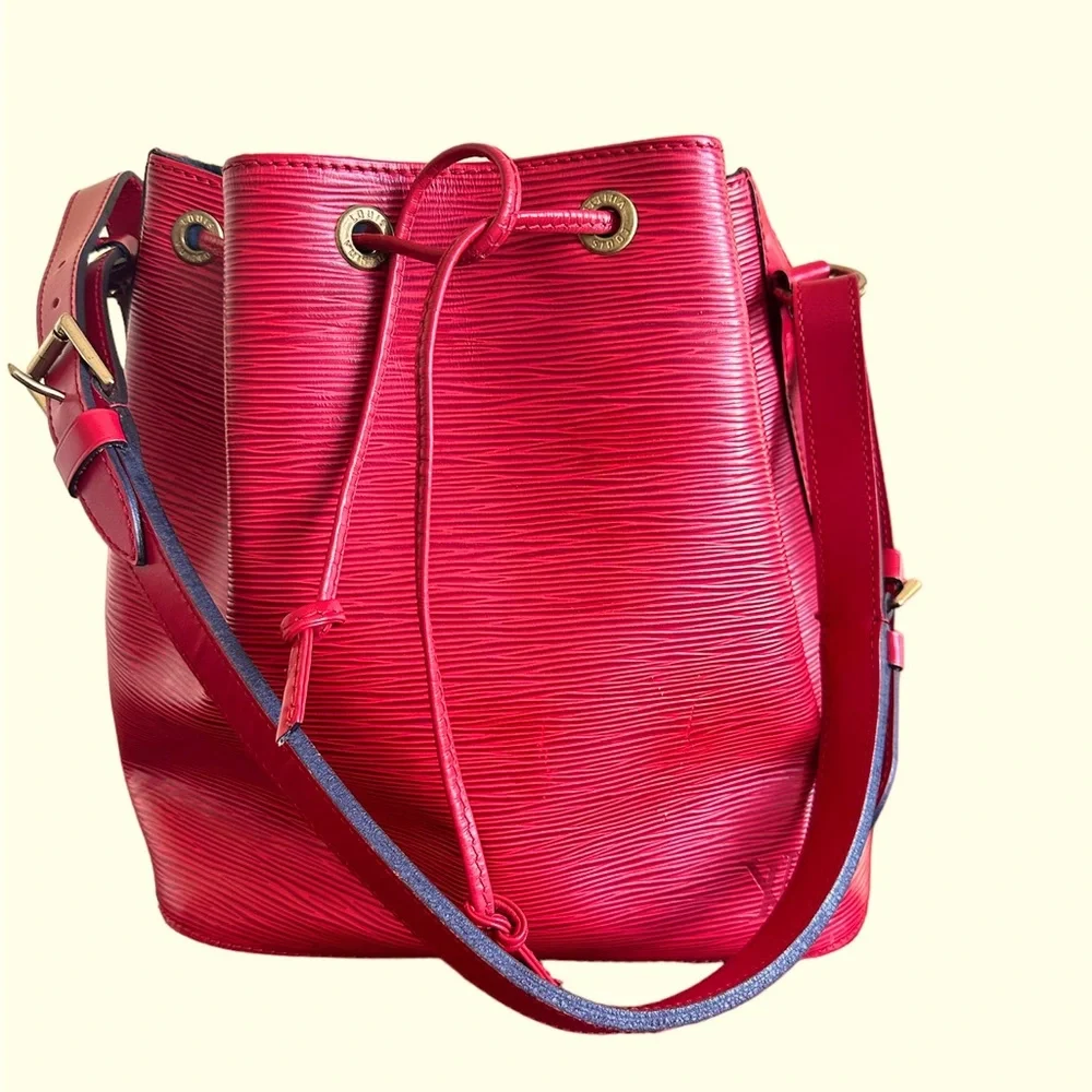 LOUIS VUITTON EPI LEATHER LARGE NOE RED - Picture 1 of 8
